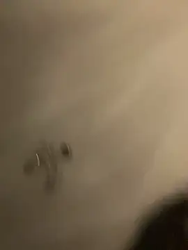 Snapshot of English-Chloe96 chatting on 01/04/25, 01:21 English-Chloe96 online show from 01/04/25, 01:21