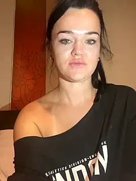 English-Chloe96 online show from 01/07/26, 05:15