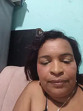 Snapshot of _violetta_- chatting on 07/03/26, 02:12 violetta - online show from 07/03/26, 02:12