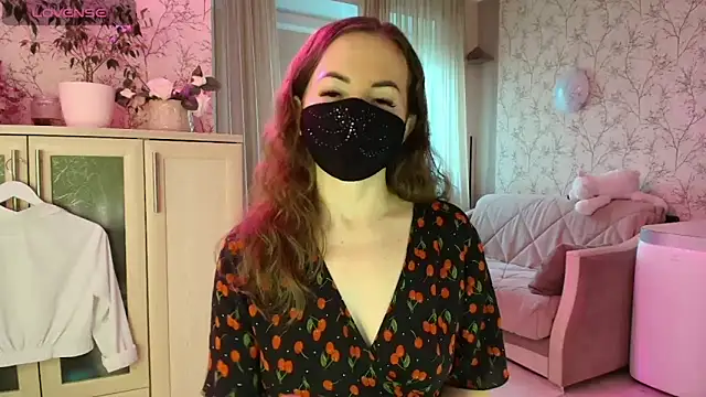 MilfeaN online show from 04/11/26, 10:30