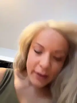 EllaSnow online show from 04/09/26, 12:54