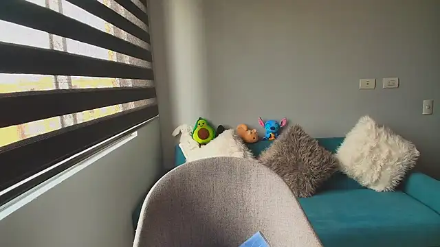 Lauri  fit online show from 03/16/26, 07:07