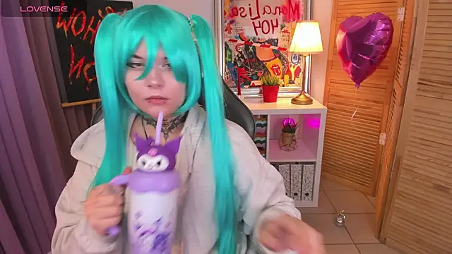 Snapshot of mekurisu chatting on 02/17/25, 01:36 mekurisu online show from 02/17/25, 01:36