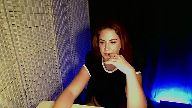 KayleyxEmily online show from 06/06/26, 08:02