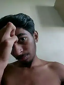 Snapshot of biggboyzz chatting on 01/04/25, 11:00 biggboyzz online show from 01/04/25, 11:00