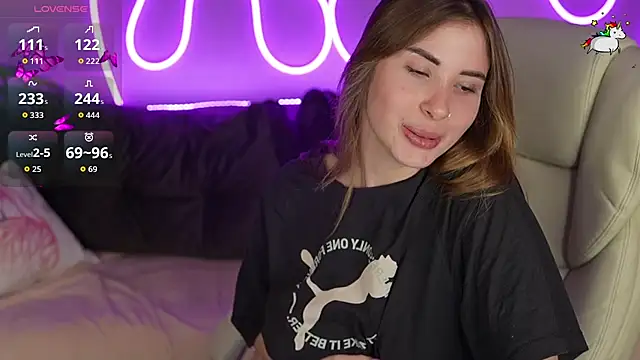 JennyyLuv online show from 11/03/25, 01:51