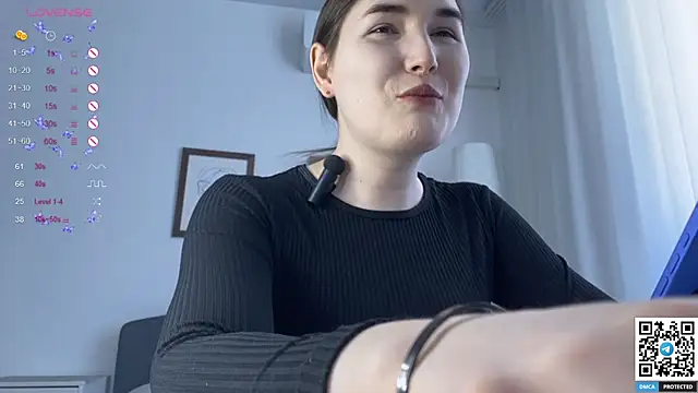 Maria Bowie online show from 03/15/25, 12:02