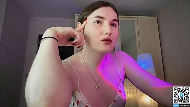 Maria Bowie online show from 05/11/26, 02:01