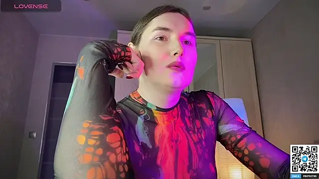 Maria Bowie online show from 05/12/26, 06:10