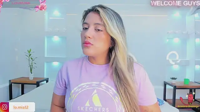 julietha taylor online show from 03/19/25, 01:54