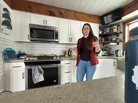 MissSwitch online show from 01/30/25, 07:37