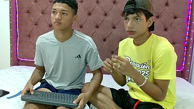 boys yourparty online show from 02/05/25, 01:33