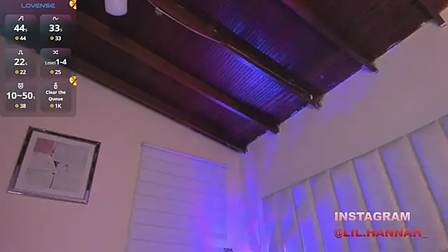 lil hanna18 online show from 02/01/25, 03:52