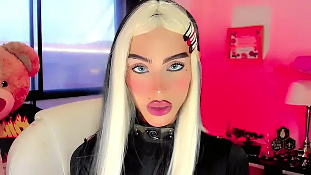 dollswit01 online show from 01/21/25, 09:04