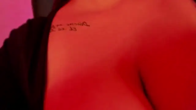 isabelithaa online show from 02/19/25, 02:34