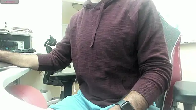 Snapshot of bear_russian_hunk chatting on 10/09/25, 01:20 bear russian hunk online show from 10/09/25, 01:20