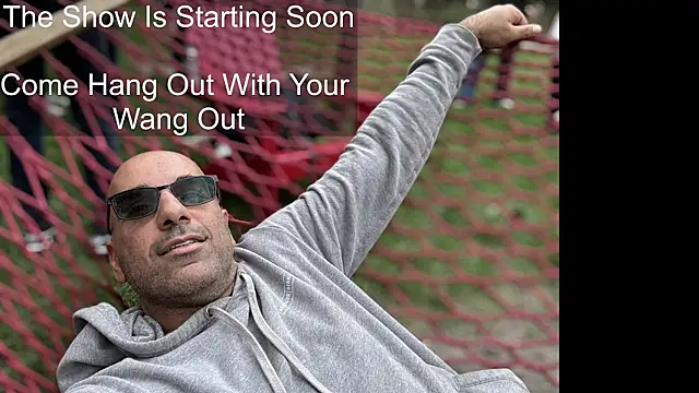 Snapshot of bear_russian_hunk chatting on 11/18/25, 03:16 bear russian hunk online show from 11/18/25, 03:16