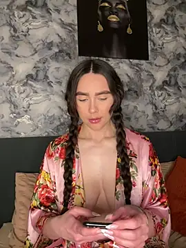 EmmaRosalie online show from 03/15/25, 12:47