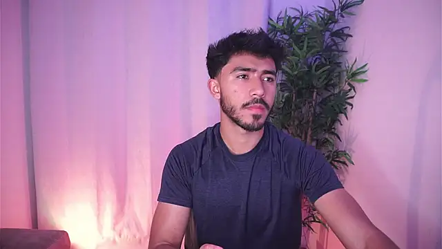 Snapshot of dam0n_fr0st chatting on 03/02/26, 07:32 dam0n fr0st online show from 03/02/26, 07:32