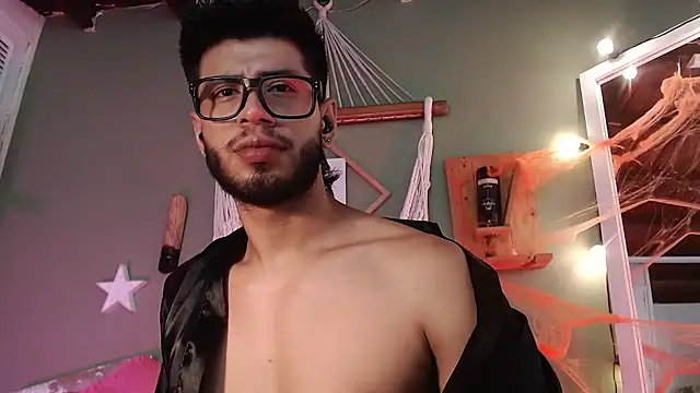 Colby brown03 online show from 11/02/25, 08:39