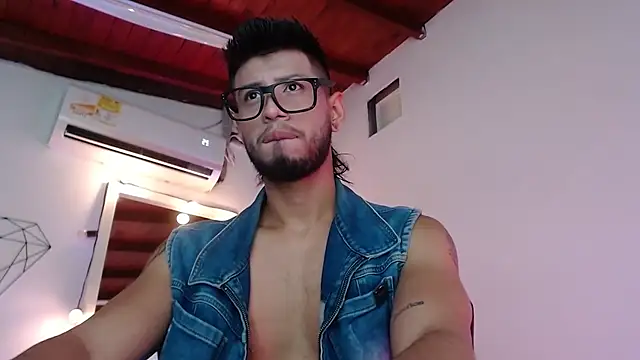 Colby brown03 online show from 02/13/26, 07:32