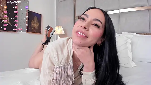 AmbarJensen online show from 01/30/25, 06:21