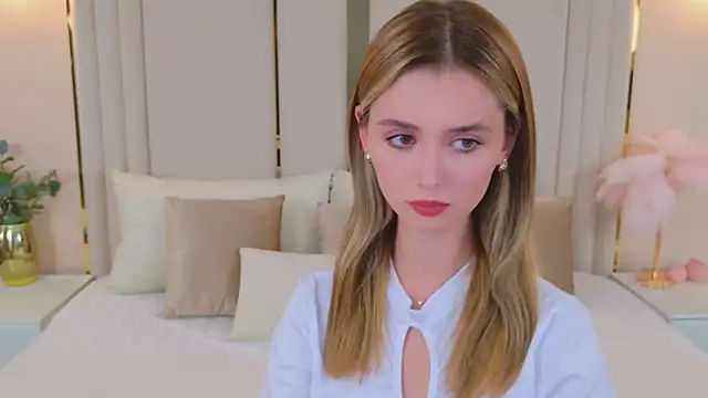 MarybethSnow online show from 09/17/25, 05:14