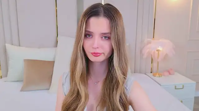 MarybethSnow online show from 12/15/25, 05:06