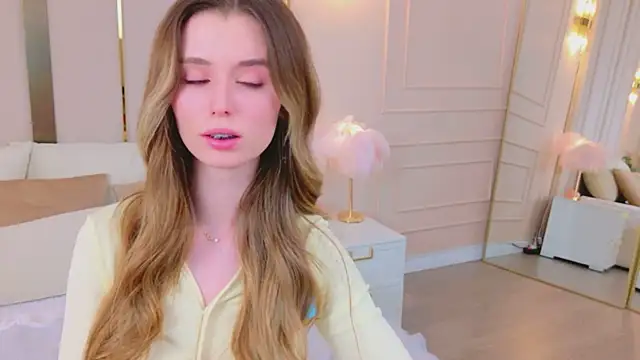 MarybethSnow online show from 04/14/26, 05:19