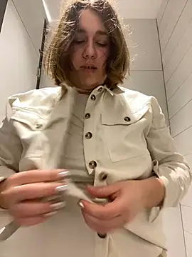 SuzieMurray online show from 12/11/24, 09:19