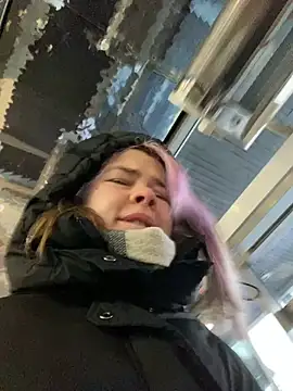 SuzieMurray online show from 12/27/24, 09:17