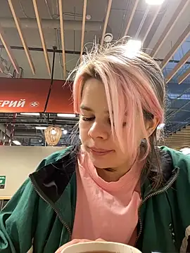 SuzieMurray online show from 02/08/25, 07:26