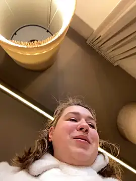 SuzieMurray online show from 02/18/25, 08:16