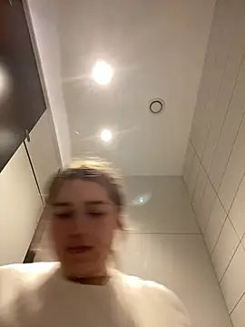 SuzieMurray online show from 02/26/25, 11:41