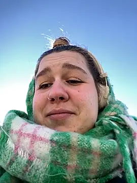 SuzieMurray online show from 03/22/25, 08:18