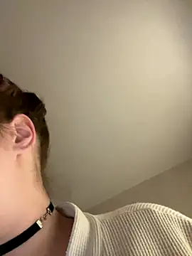 SuzieMurray online show from 09/18/25, 10:17