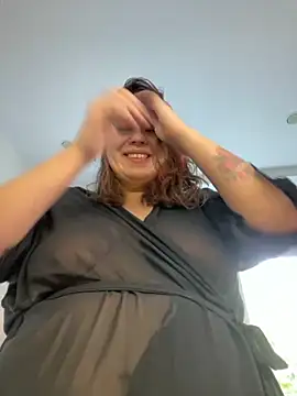 SuzieMurray online show from 09/26/25, 10:19