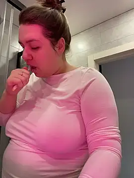 SuzieMurray online show from 02/04/26, 07:25