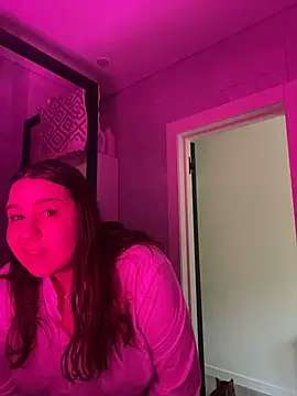 SuzieMurray online show from 05/15/26, 08:21
