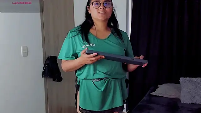 lorymoon online show from 12/02/24, 10:12