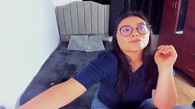 lorymoon online show from 02/03/25, 08:03