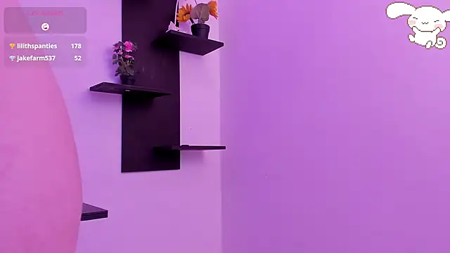 AlexaFoxy18 online show from 03/19/25, 05:50