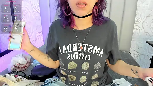 AlexaFoxy18 online show from 03/04/26, 07:58