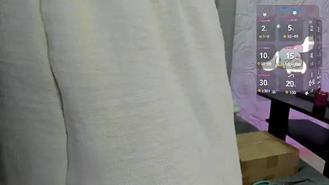 AlexaFoxy18 online show from 06/18/26, 07:19