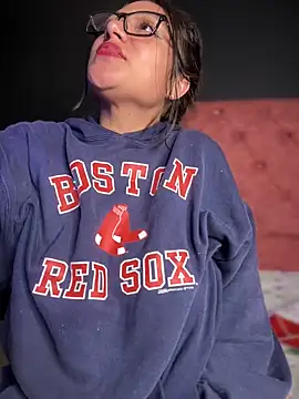 Im Little online show from 02/22/25, 09:56