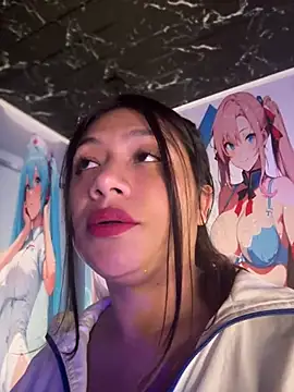 Im Little online show from 03/09/25, 03:11