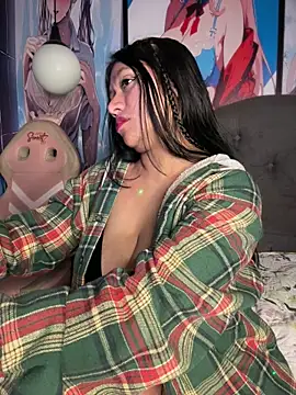 Snapshot of Im_Little chatting on 07/06/26, 02:52 Im Little online show from 07/06/26, 02:52