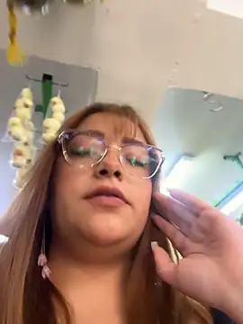 Snapshot of Tatiana_O chatting on 06/24/26, 04:17 Tatiana O online show from 06/24/26, 04:17