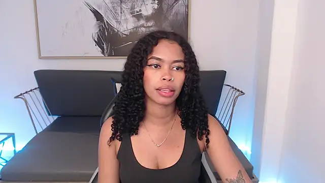 Shenna brunette  online show from 12/21/24, 04:36