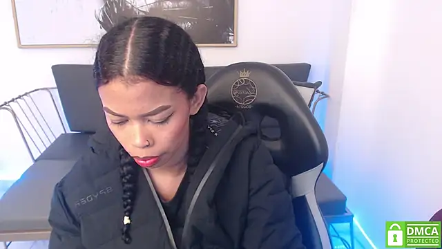 Shenna brunette  online show from 01/29/25, 01:07